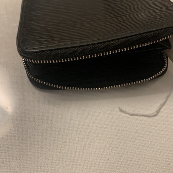 Louis Vuitton Epi  card case - Picture 5 of 10